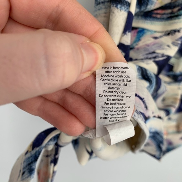 ATHLETA Vivid Side Tie Tankini Swim Top Strappy XS Shirred 211897 UPF 50+ Women - Picture 8 of 10